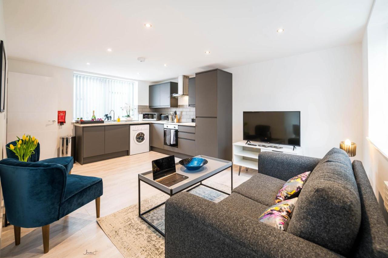Charles Alexander Short Stay - Windmill House Apartments Литам-Сент-Эннс Экстерьер фото
