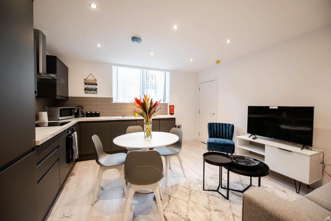 Charles Alexander Short Stay - Windmill House Apartments Литам-Сент-Эннс Экстерьер фото